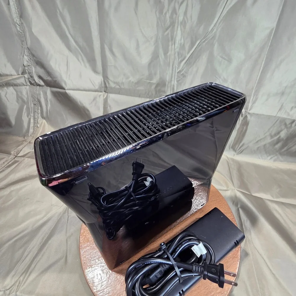 Microsoft Xbox 360 S Console Model 1439 Gloss Black 2 Controllers Bundle Tested